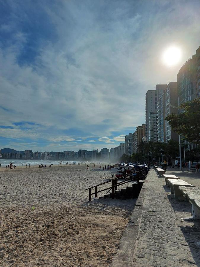 Apto frente a Praia das Pitangueiras - Centro Guarujá Exterior foto